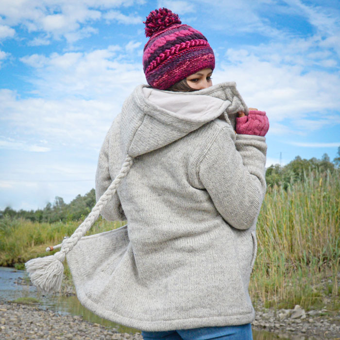 Gefütterte Wolljacke aus Schafwolle