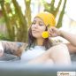 Preview: Beanie zum Wenden aus Biobaumwolle Tragebeispiel