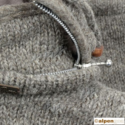 Wolljacke Eileen Detailbild Kapuze